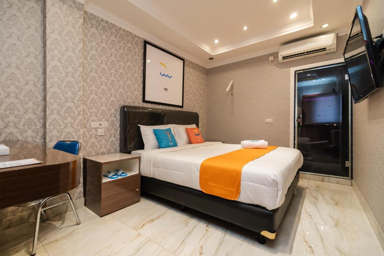Sans Hotel Beauty Palembang Exterior photo